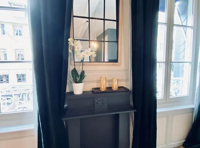 Les Calins D'honfleur 옹플뢰르